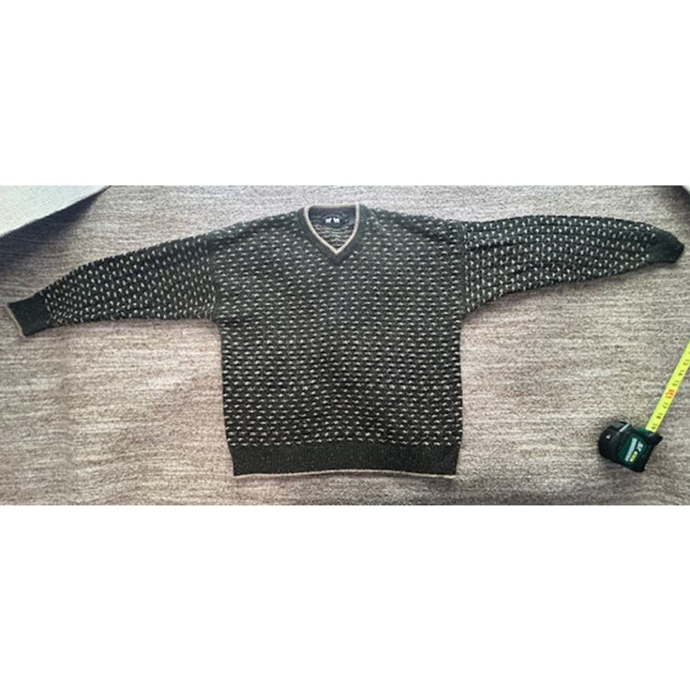 Vintage Woods and Gray Silk Blend Green & Tan V-Neck Men's Sweater Size L